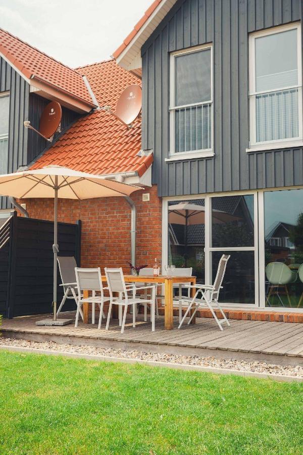 Ferienhaus-Ostseehus 호바흐트 외부 사진